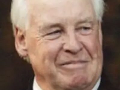 Donald MacPhail, 78, Vietnam veteran and stockbroker
