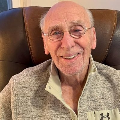 David E. Brown, 82, waterfront ice cream man