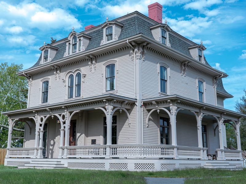 YOUR VIEW: Town was right to sell Simes House
