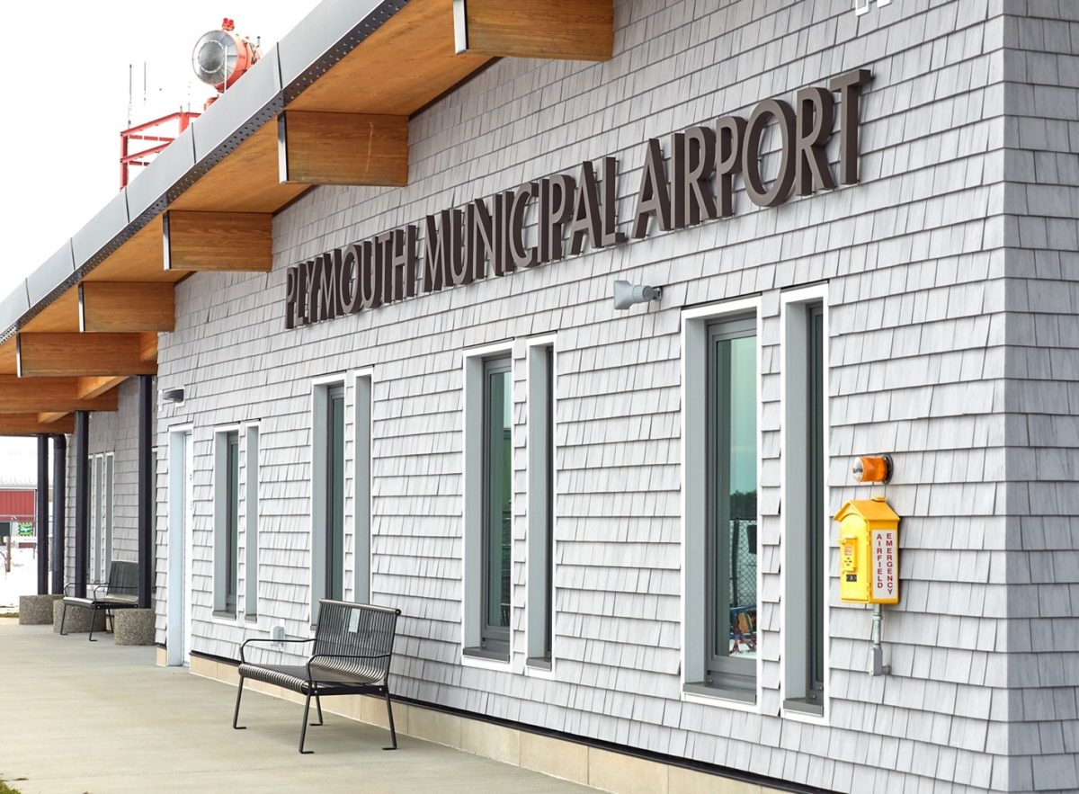 Political feud at airport escalates