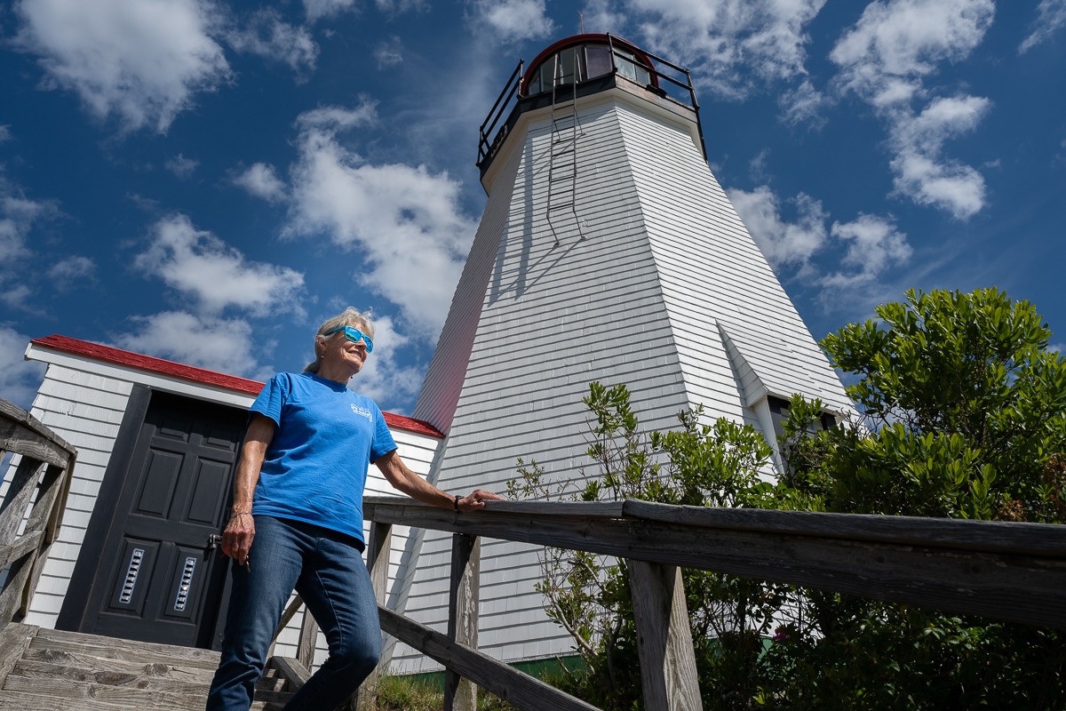 Gurnet Light changes owners, lifting caretaker restrictions