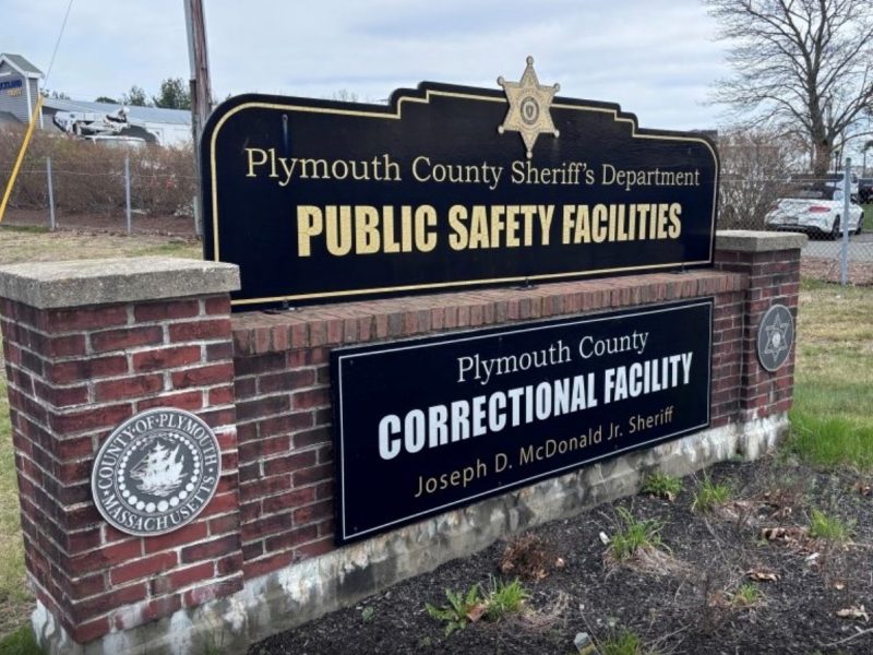 Judge orders Sheriff to release ICE detainee records